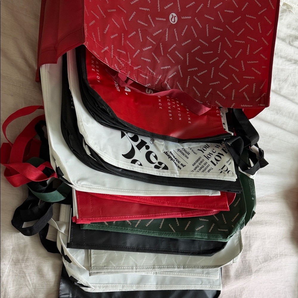 Lululemon Reusable Tote Bag Set